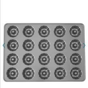 Food Network cake pan